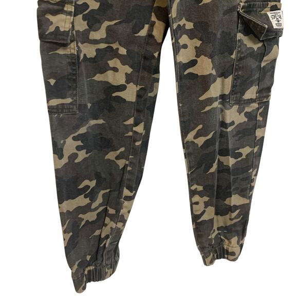 Shein Camo Cargo Pants Boys Size 10Y - Picture 3 of 7